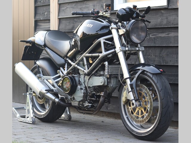 ducati - m-900-i.e.