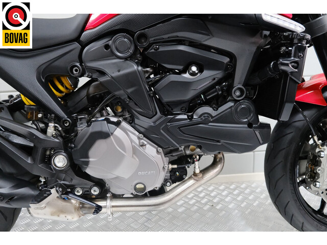 ducati - monster--