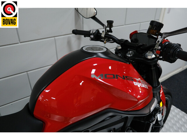 ducati - monster--