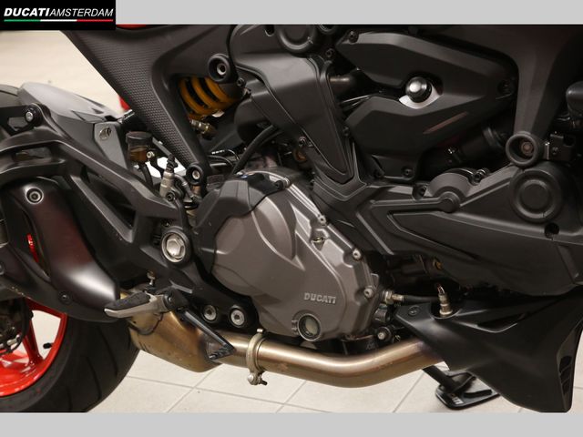 ducati - monster--