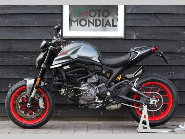 ducati - monster--