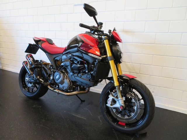 ducati - monster--