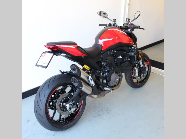 ducati - monster--