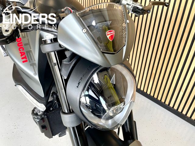 ducati - monster--