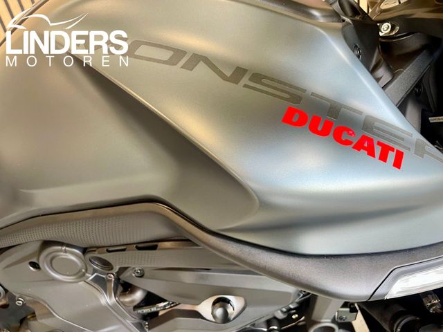 ducati - monster--