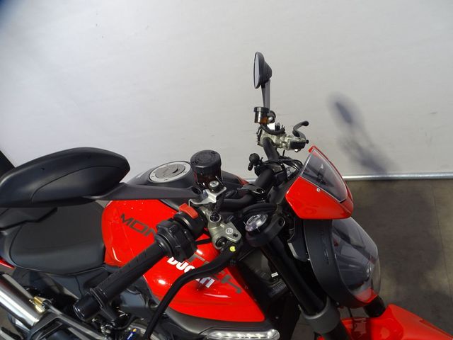 ducati - monster--