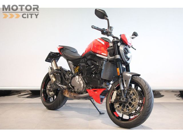 ducati - monster--