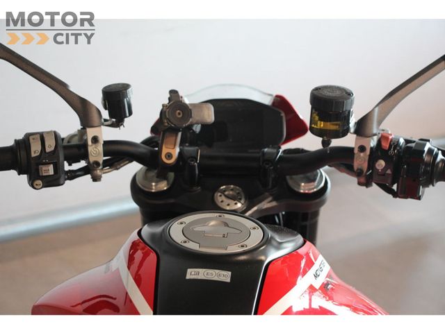 ducati - monster--