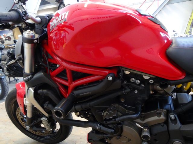 ducati - monster-1200