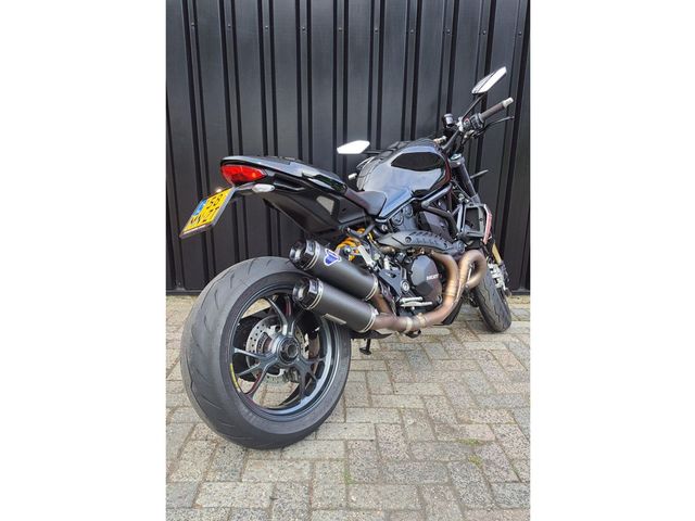 ducati - monster-1200-r