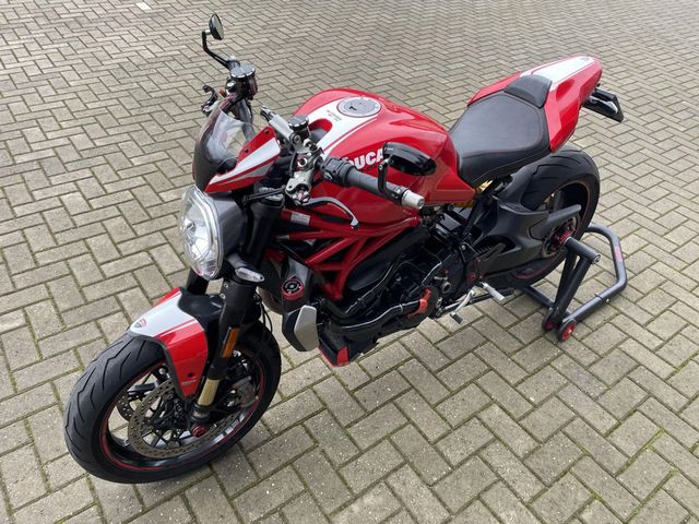 ducati - monster-1200-r