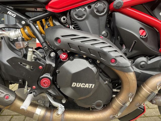 ducati - monster-1200-r