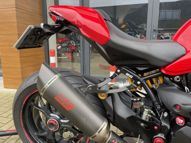 ducati - monster-1200-r