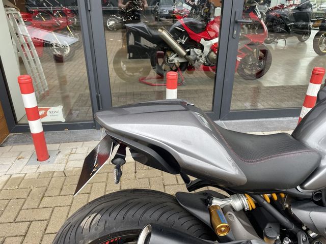 ducati - monster-1200-s