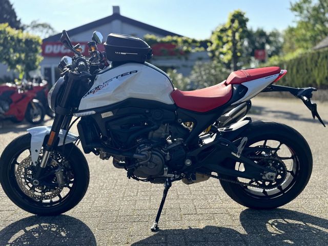 ducati - monster