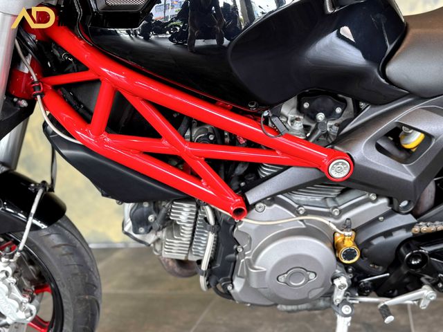 ducati - monster