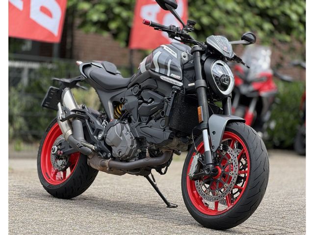 ducati - monster