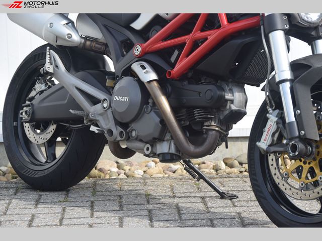 ducati - monster-696