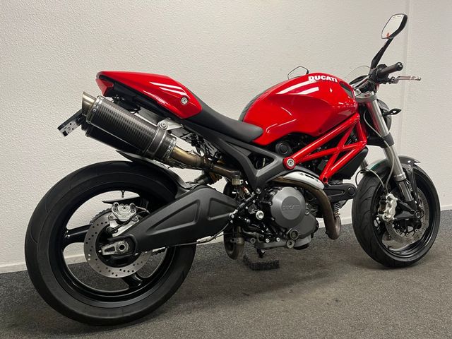 ducati - monster-696