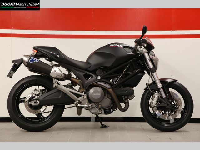 ducati - monster-696