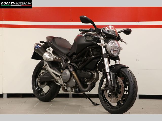 ducati - monster-696