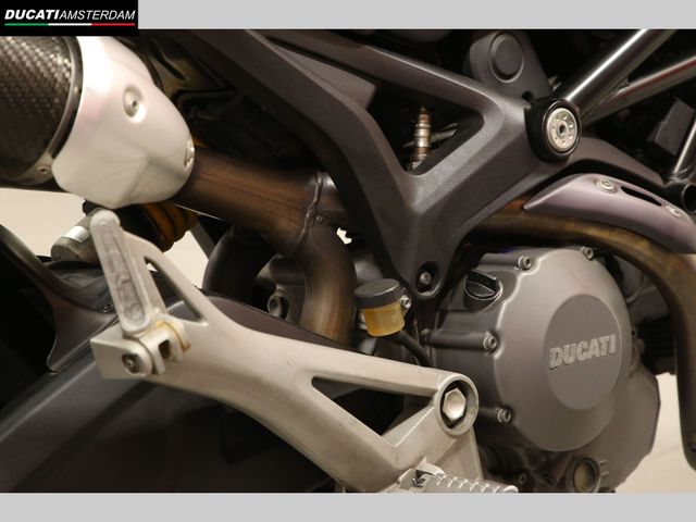 ducati - monster-696