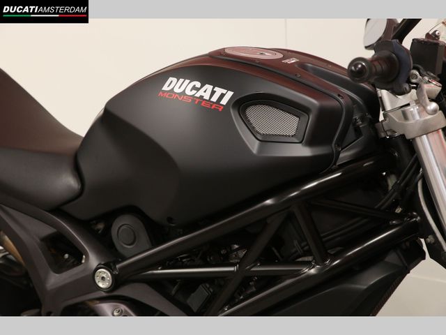 ducati - monster-696