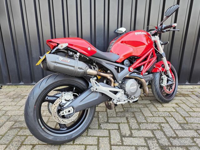 ducati - monster-696