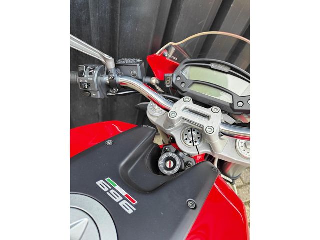 ducati - monster-696