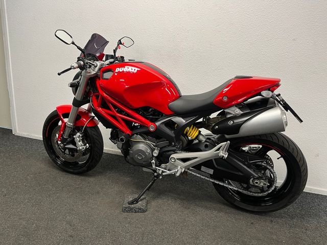 ducati - monster-696
