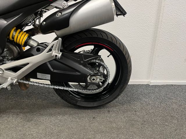 ducati - monster-696