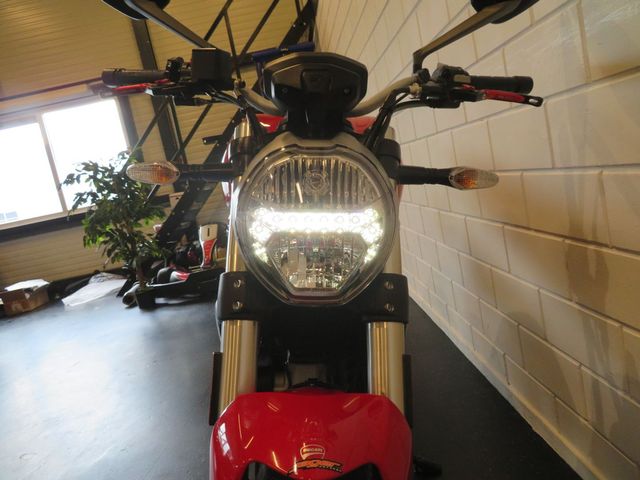 ducati - monster-797--