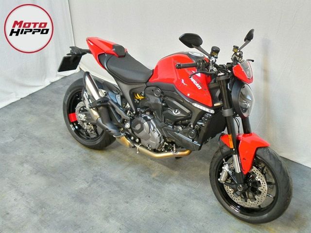 ducati - monster-797--