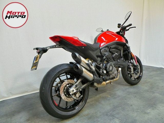 ducati - monster-797--