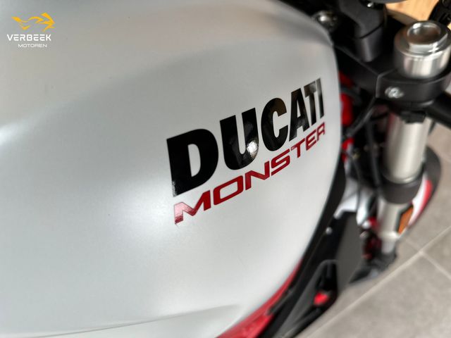 ducati - monster-797