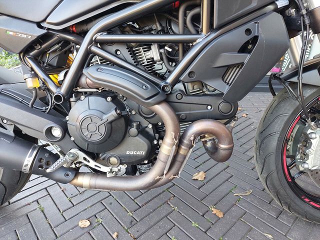 ducati - monster-797