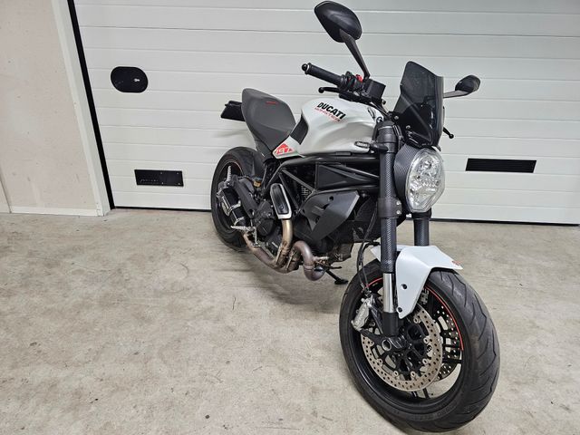 ducati - monster-797