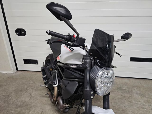 ducati - monster-797