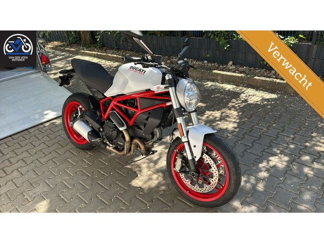 ducati - monster-797