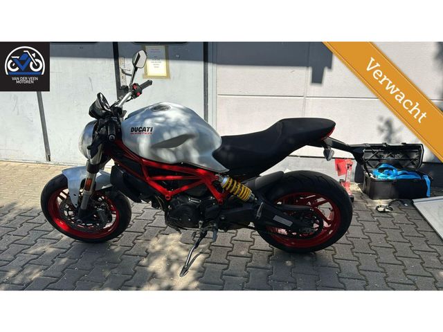 ducati - monster-797