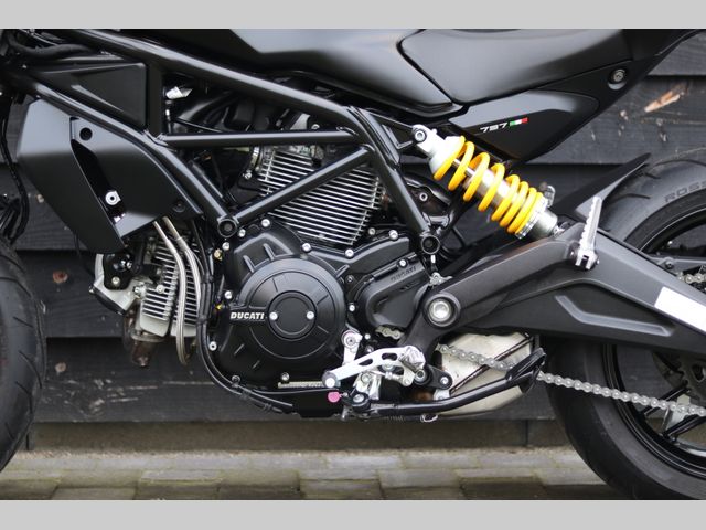 ducati - monster-797