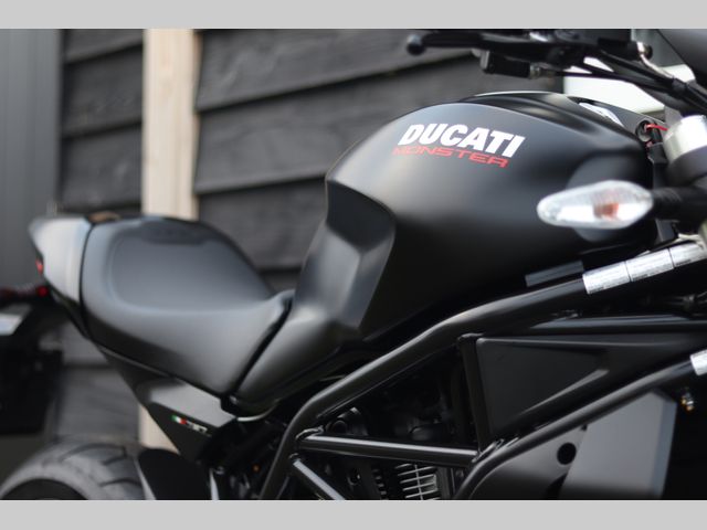 ducati - monster-797