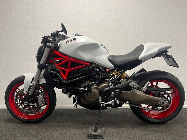 ducati - monster-821