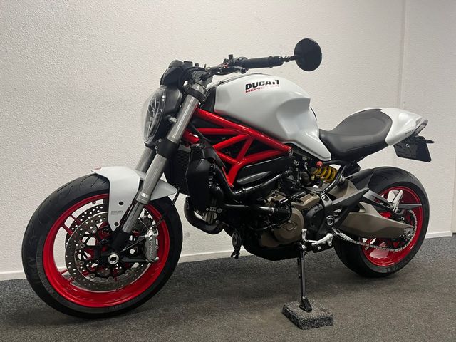 ducati - monster-821