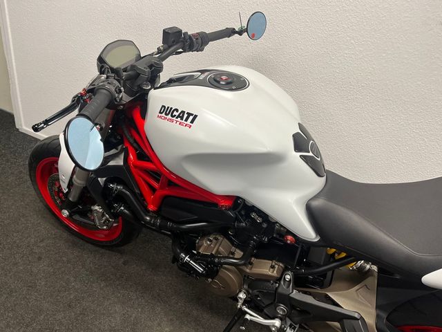 ducati - monster-821