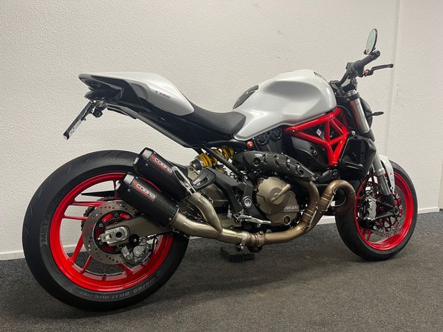 ducati - monster-821