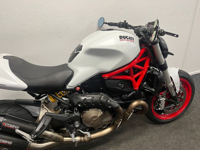 ducati - monster-821