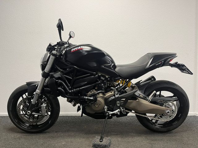 ducati - monster-821