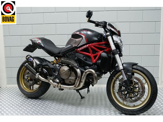 ducati - monster-821