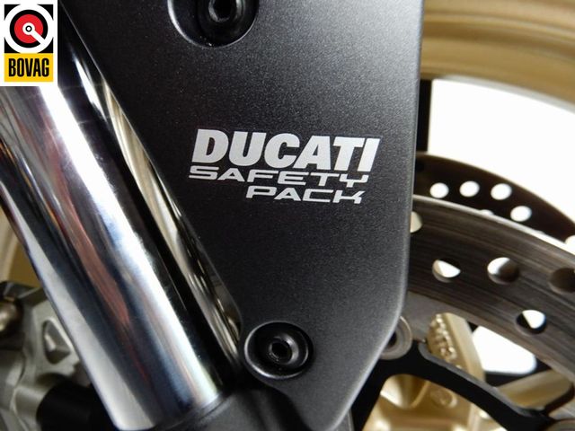 ducati - monster-821